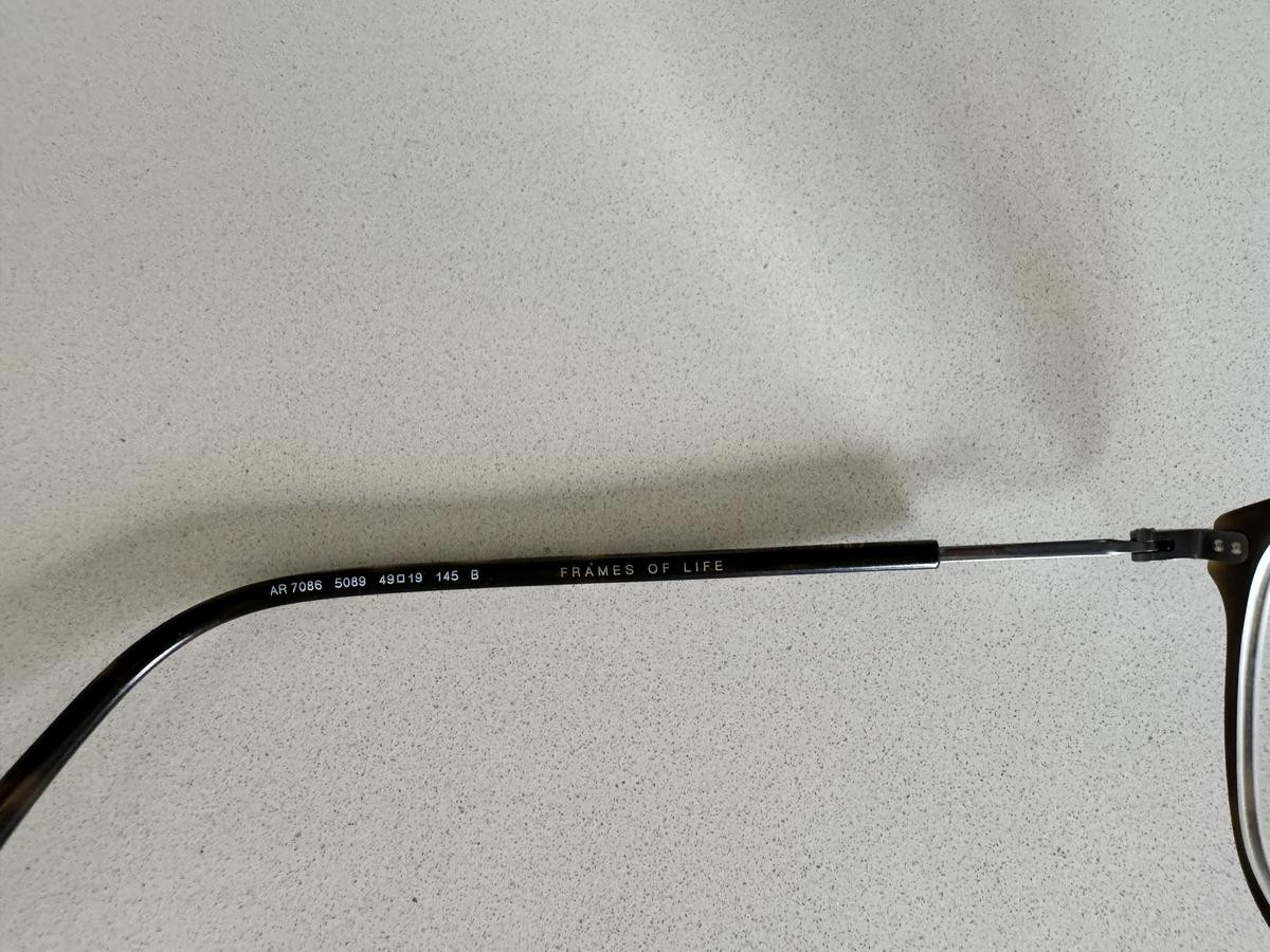 Giorgio Armani - AR7086