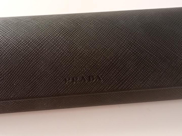 Prada -ROJ-101
