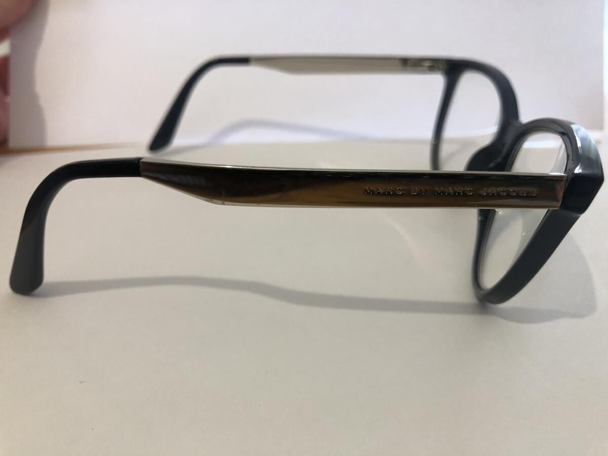 MARC JACOBS - MMJ 609