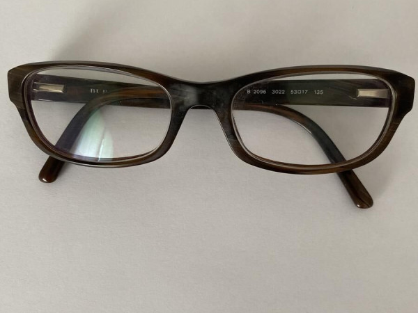BURBERRY - B2096
