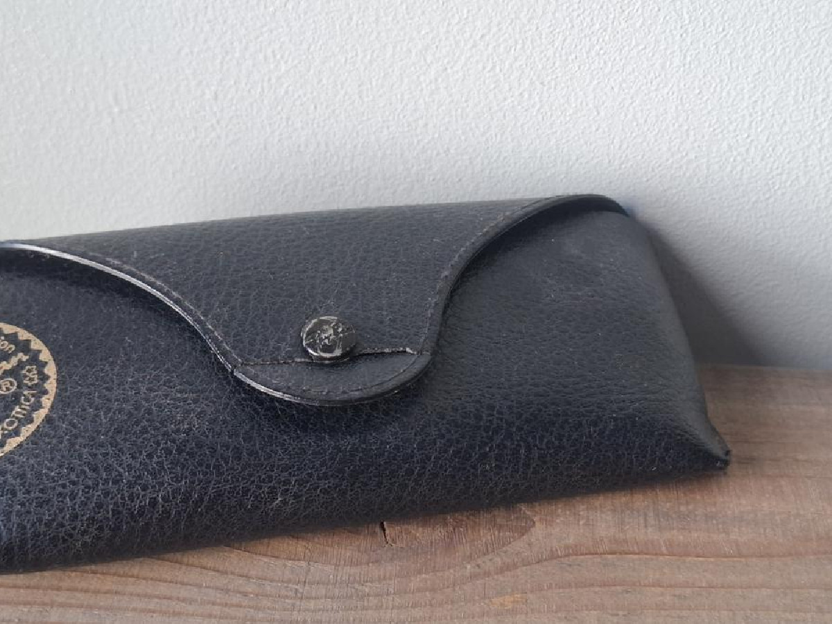 Ray-Ban - RB2132