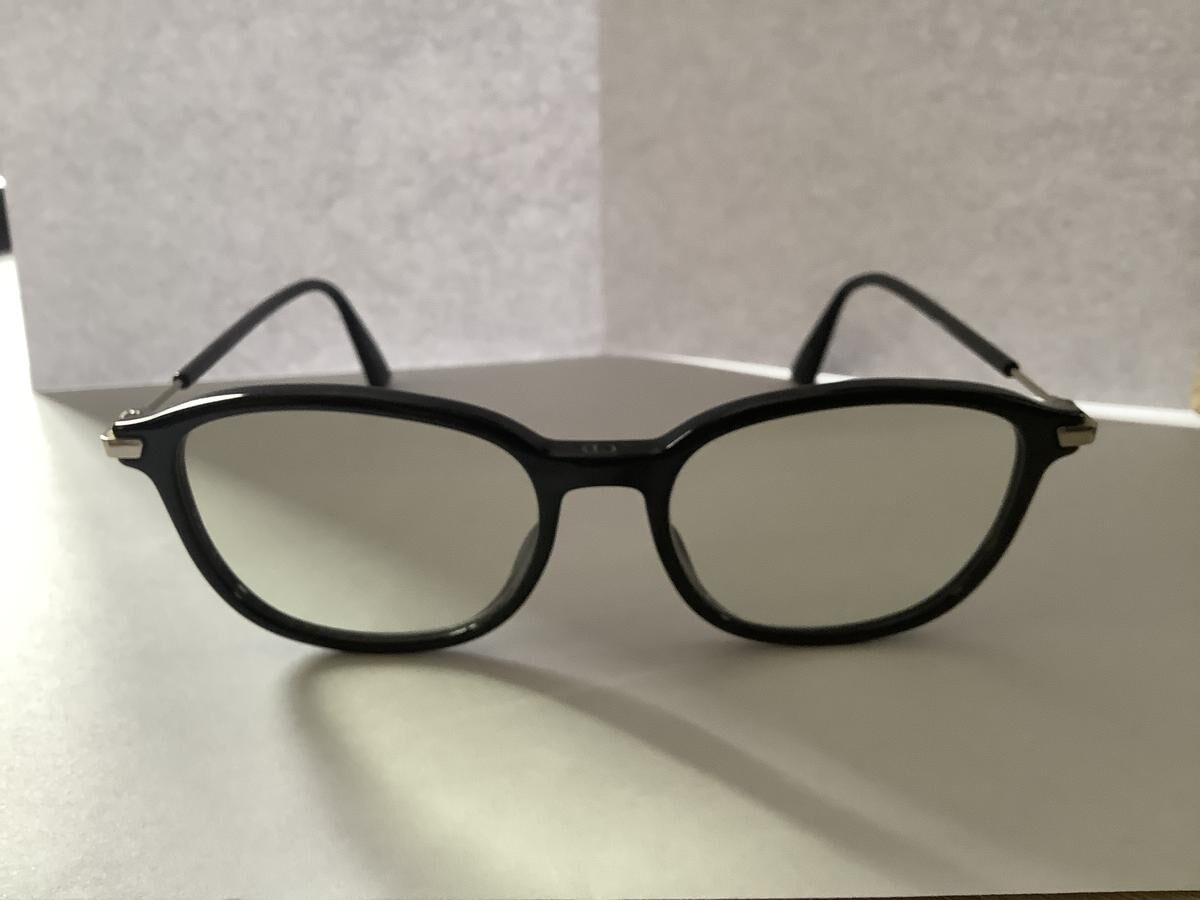 Dior - DIORESSENCE12 807