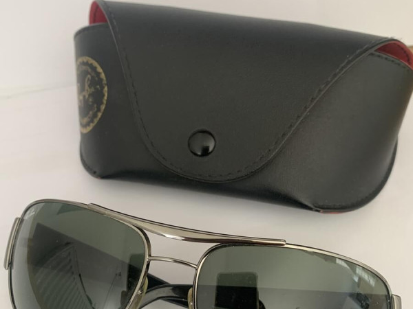 Ray-Ban - RB3357