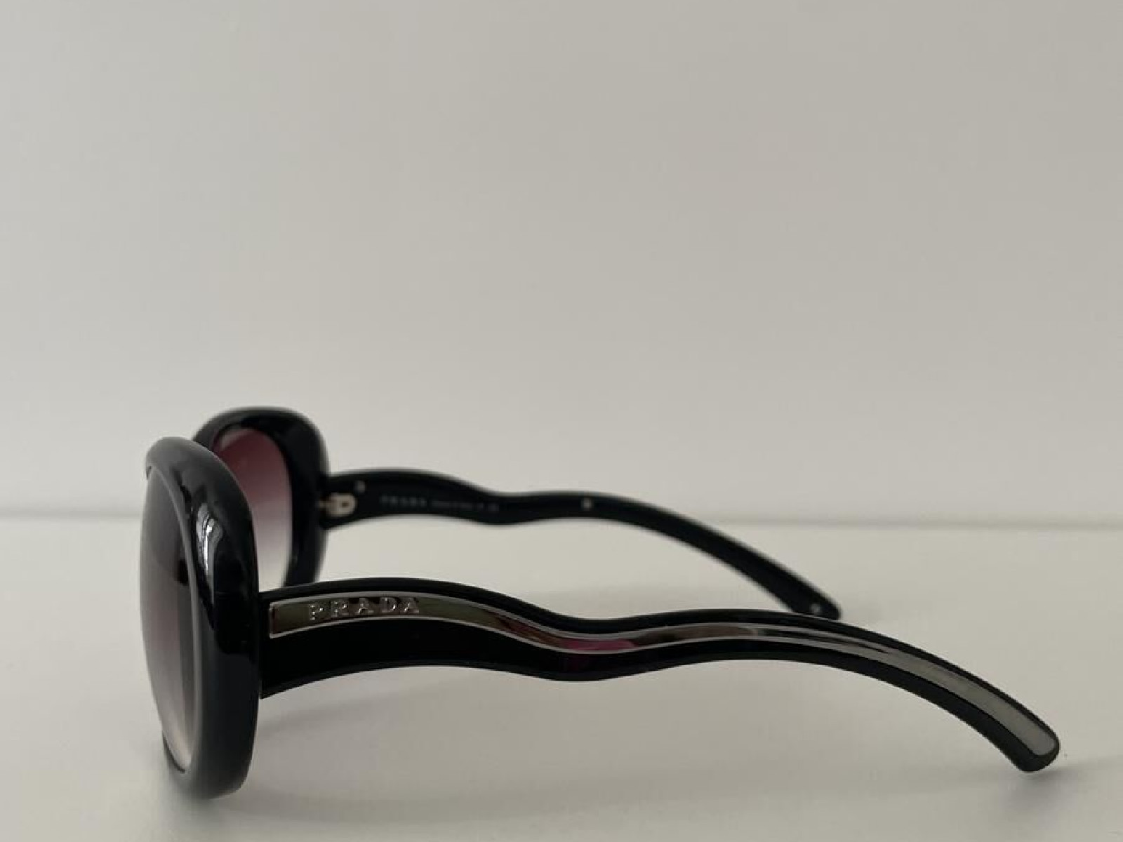 Prada - SPR 08L