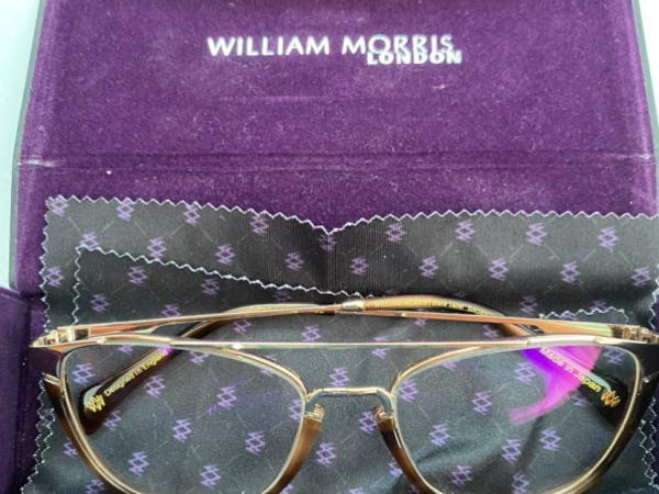 WILLIAM MORRIS BLACK LABEL MOSS