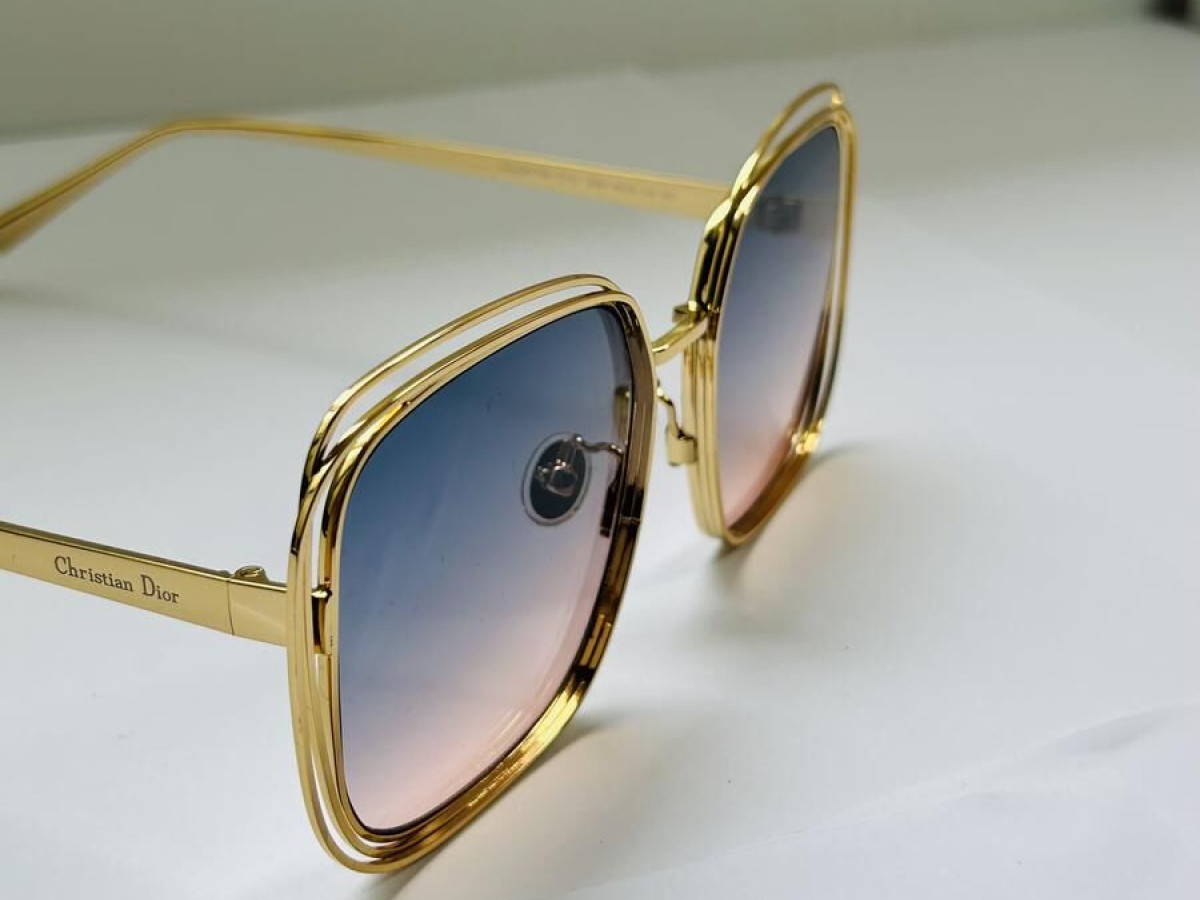 Dior - B0B0