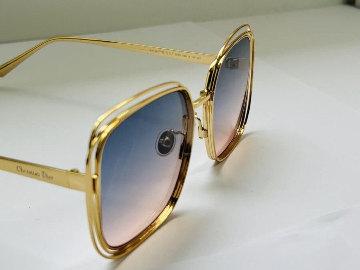 Dior - B0B0