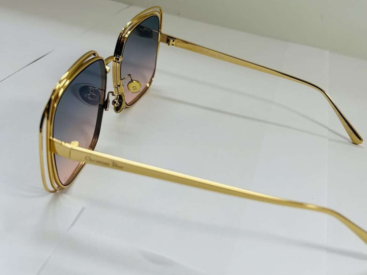 Dior - B0B0