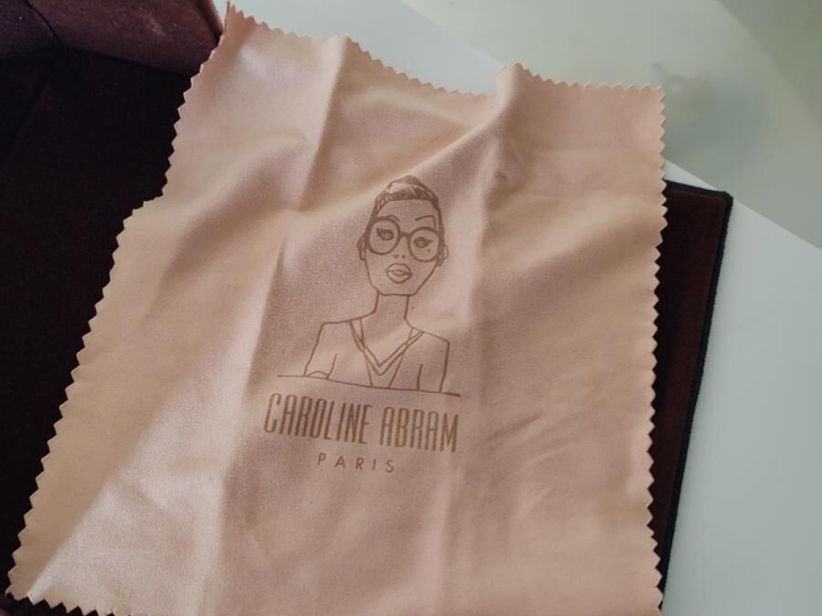 Caroline ABRAM - CHLOE