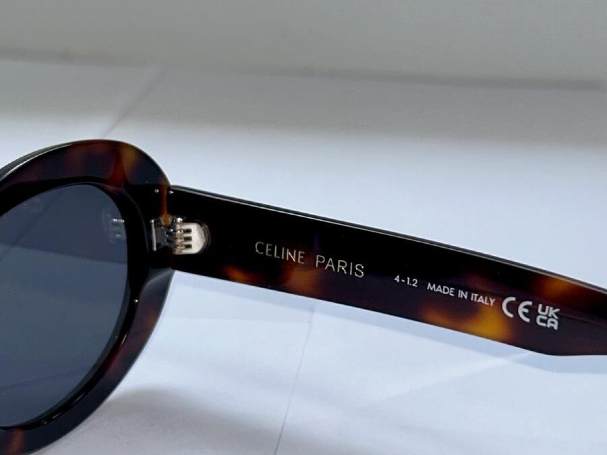 Céline - CL40194U 53A Triomphe