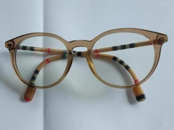 Burberry - B2318