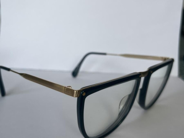 Kaleos - Eyehunters hiller