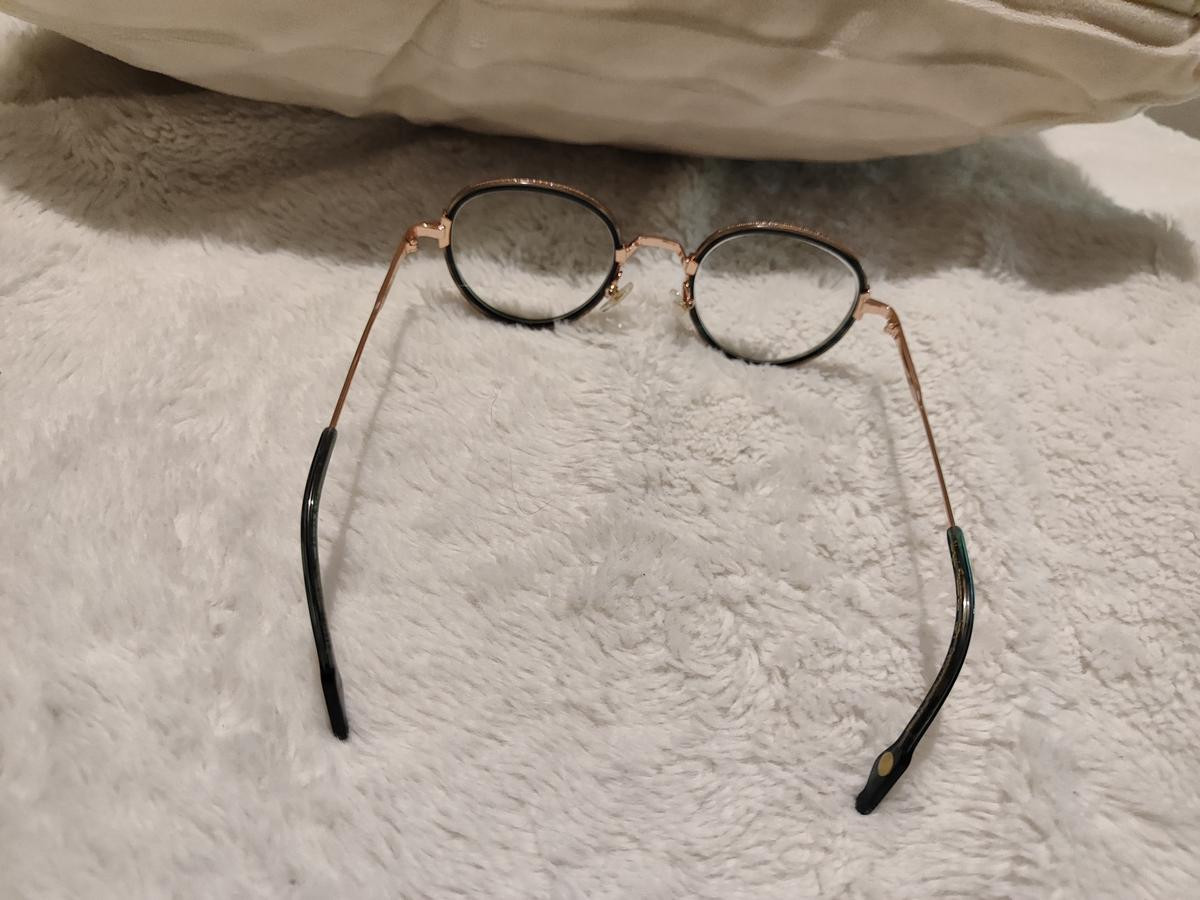 Vİnyl Factory-vestine