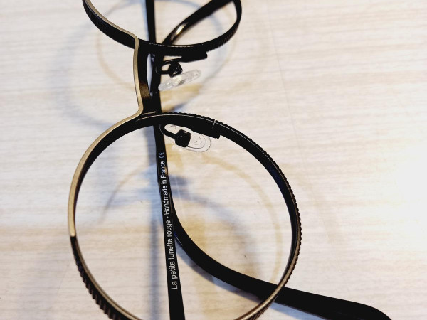 La Petite Lunette Rouge - Lascal noir