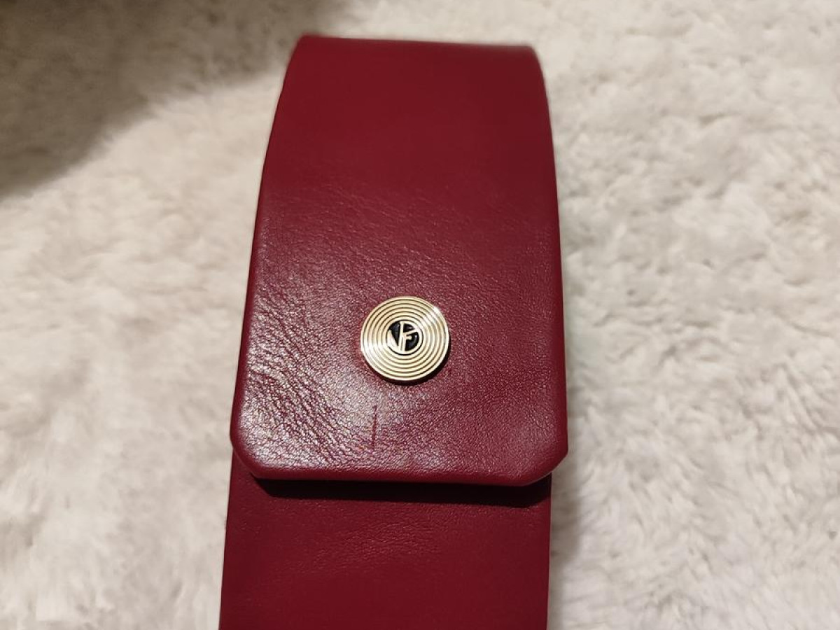 Vİnyl Factory-vestine