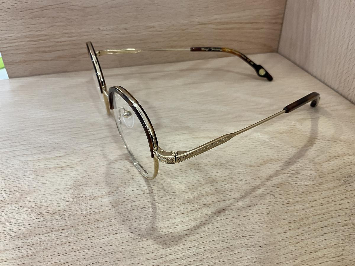 Vinyl Factory - BARNETT C1