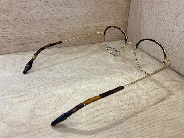 Vinyl Factory - BARNETT C1