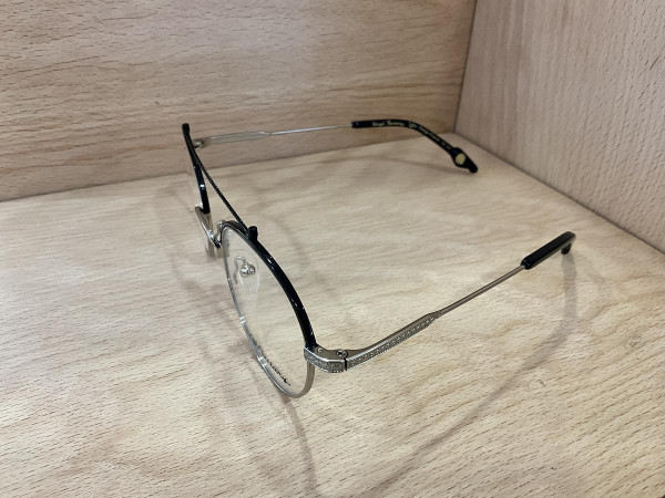 Vinyl Factory - MCJUNKINS C2