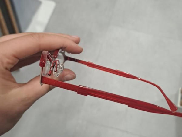 THEO - Eye witness OK