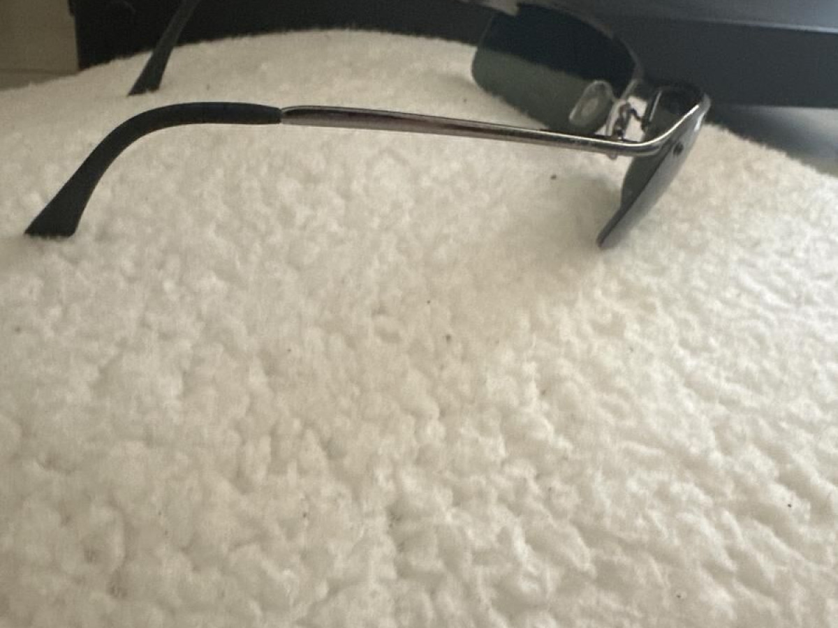 Rayban-RB3183