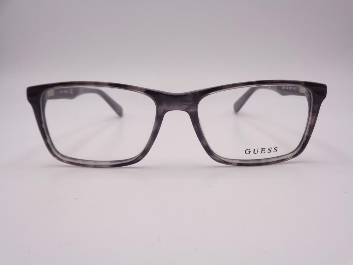 Guess GU1954