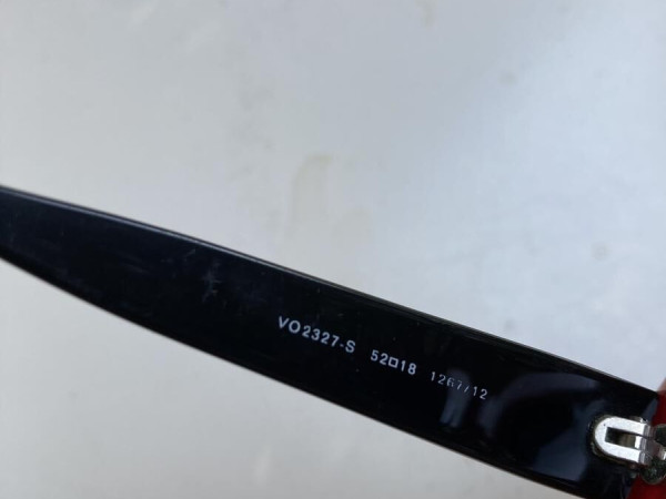 Vogue - V02327s