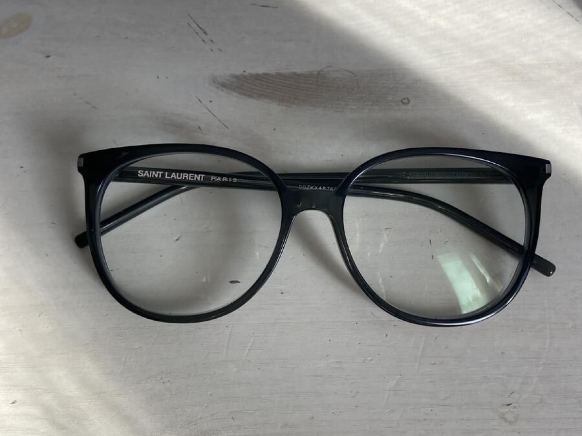 YVES SAINT LAURENT - SL39 005