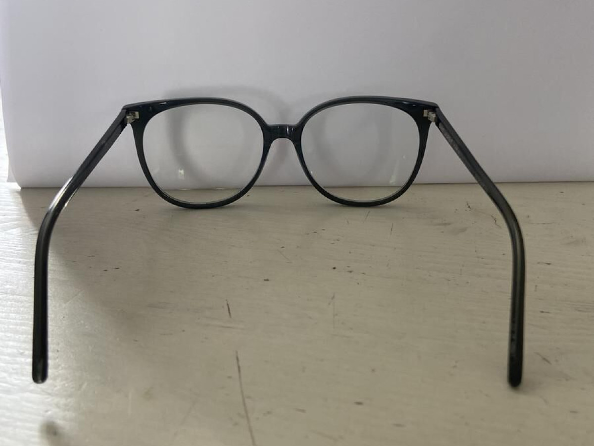 YVES SAINT LAURENT - SL39 005