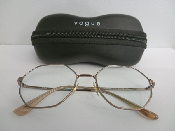 VOGUE - VO4094