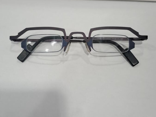 THEO - Estruskan 211