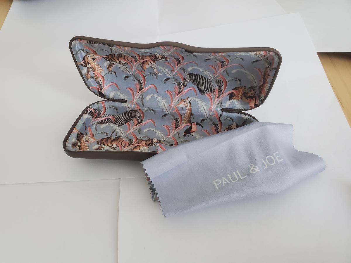 Paul & Joe - QUEEN 11