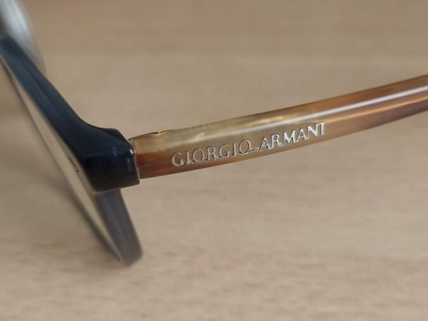 Giorgio Armani - AR7074