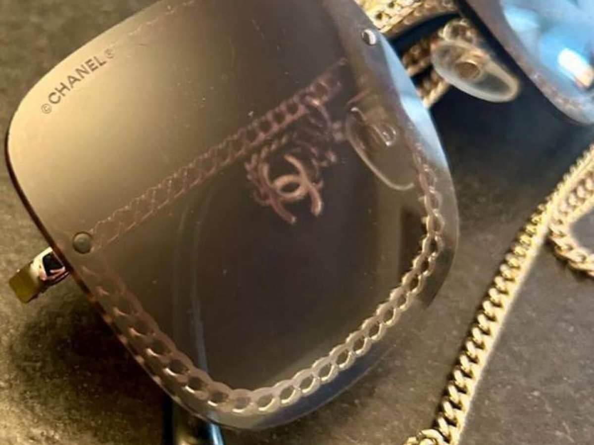 CHANEL - 4244