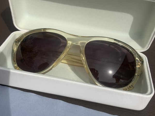 Moncler - AGEL