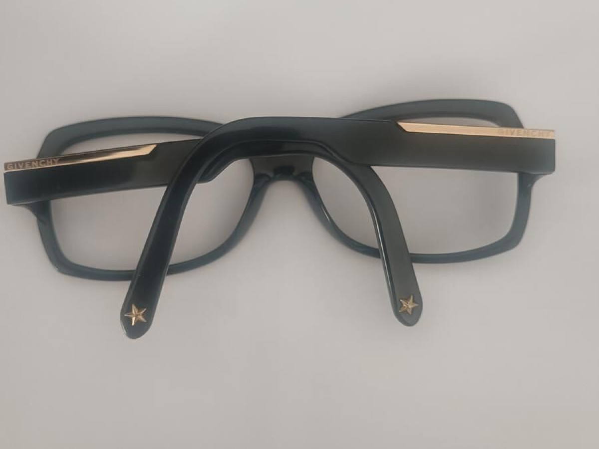 Givenchy - SGV716 58 16 COL 0700 135