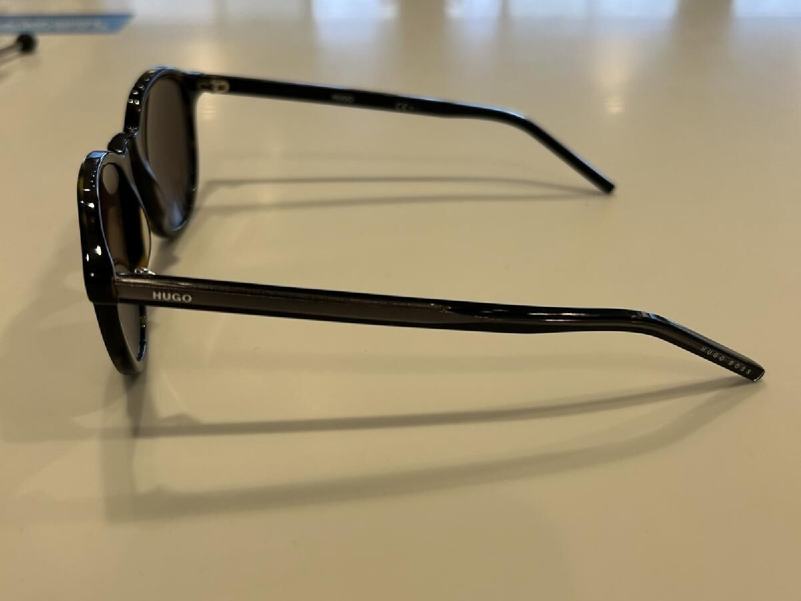 Lunettes de soleil HUGO BOSS 1028 S T51 20 Ecaille foncee Homme