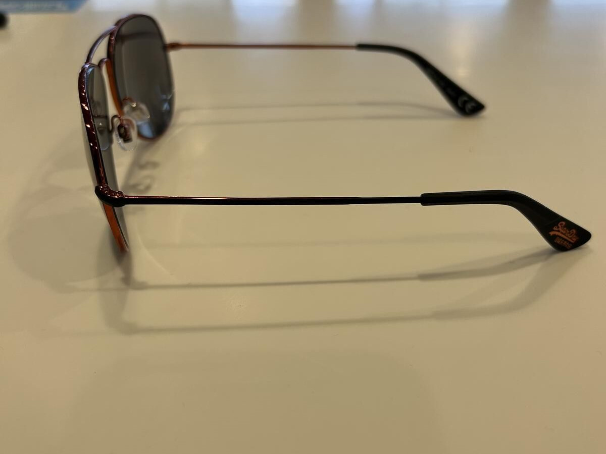 SUPERDRY - T58/15