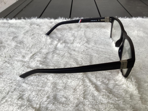 Tommy Hilfiger - TH1819