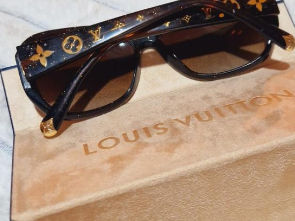 LOUIS VUITTON Z0459VV