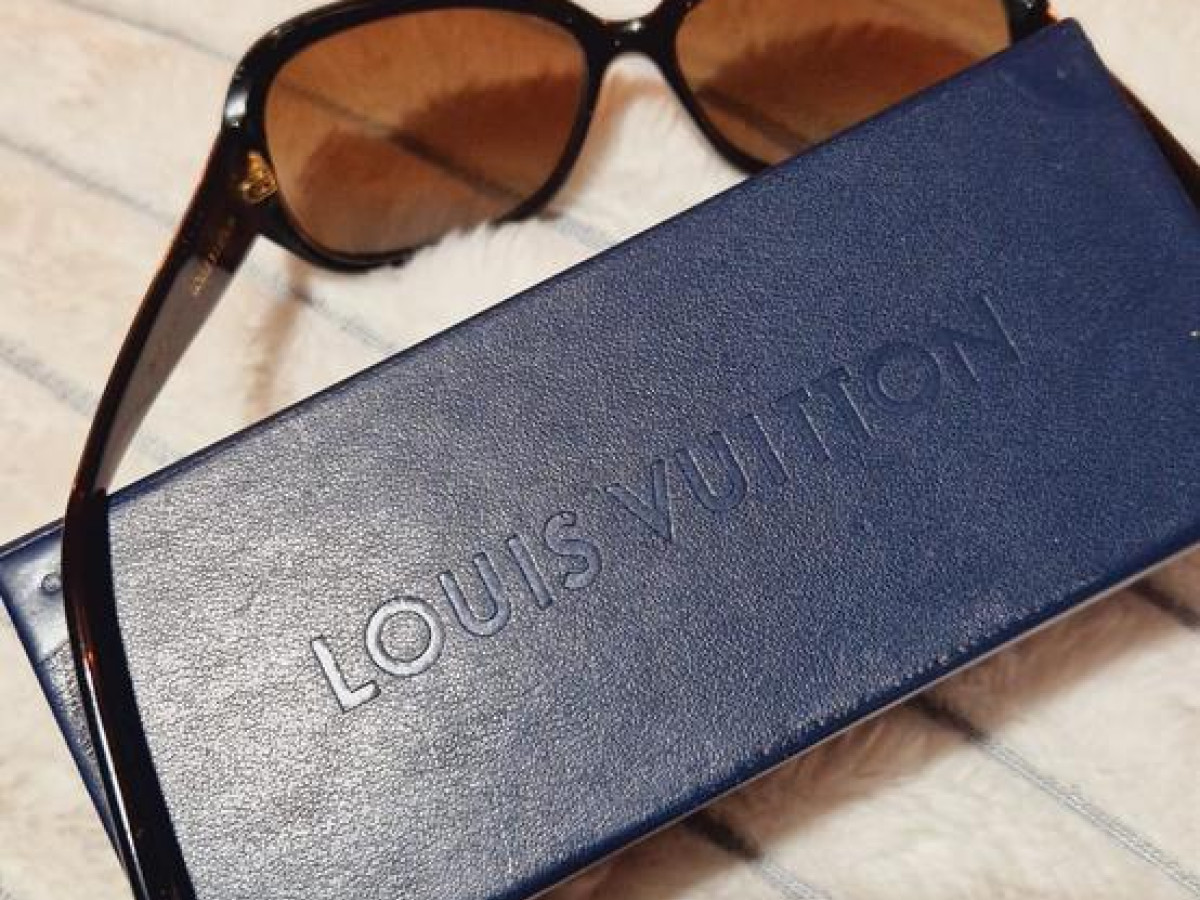 LOUIS VUITTON Z0459VV