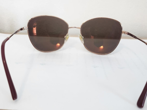 VOGUE 42 32 S / 53 16