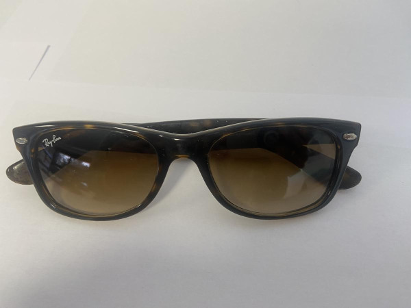 Ray-Ban - RB2132