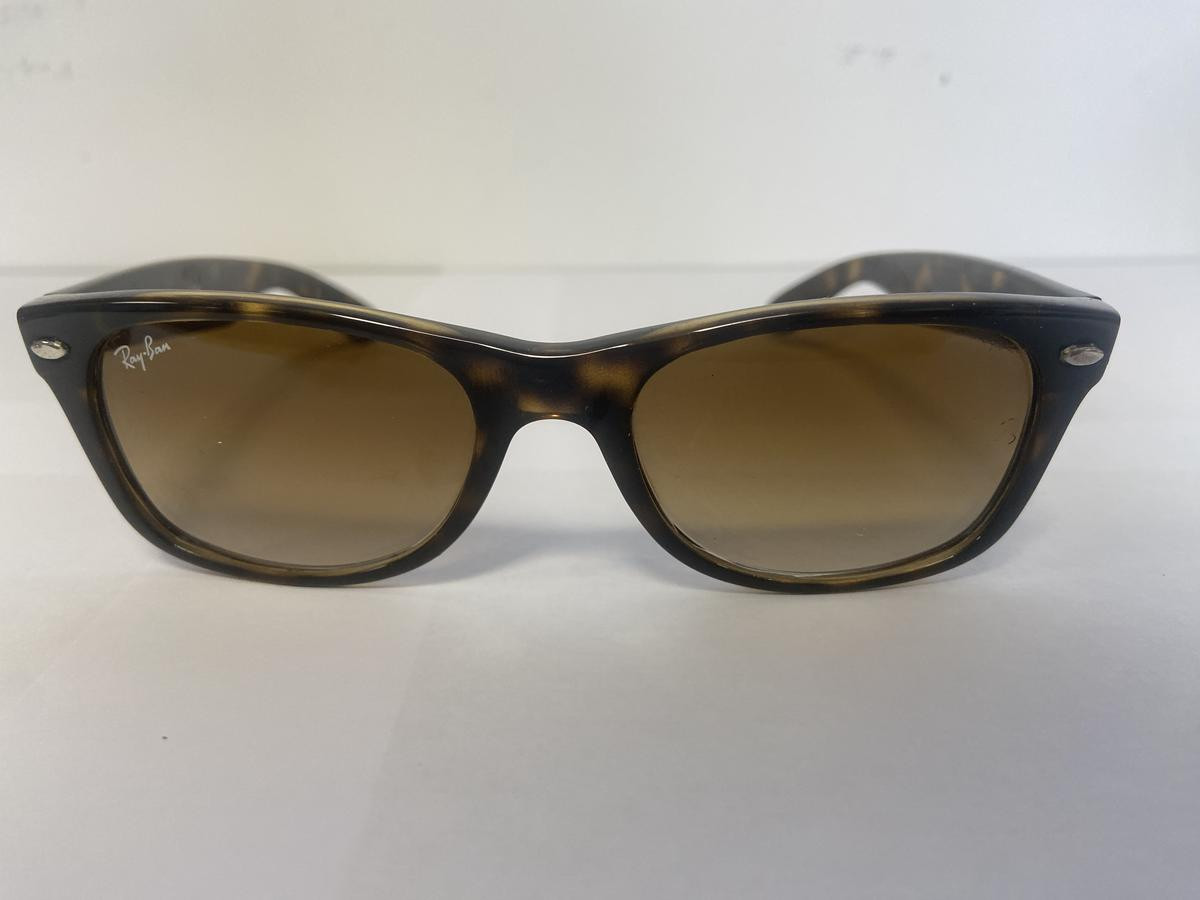Ray-Ban - RB2132