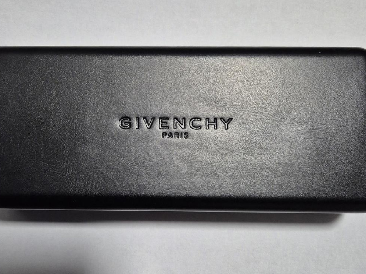 Givenchy - GV500201 020 54□16 145 B