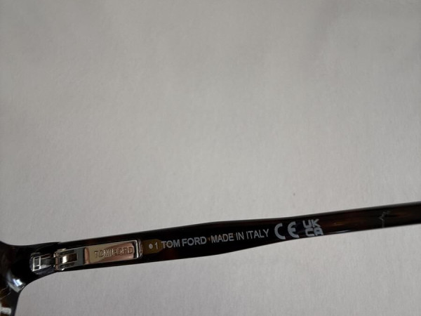 TOM FORD - TF5664-B 052