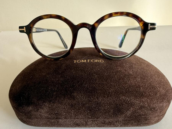 TOM FORD - TF5664-B 052