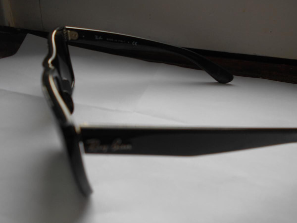 RAY-BAN - RB4148