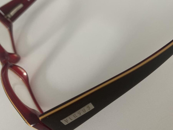 Versus-mod8058 567 48