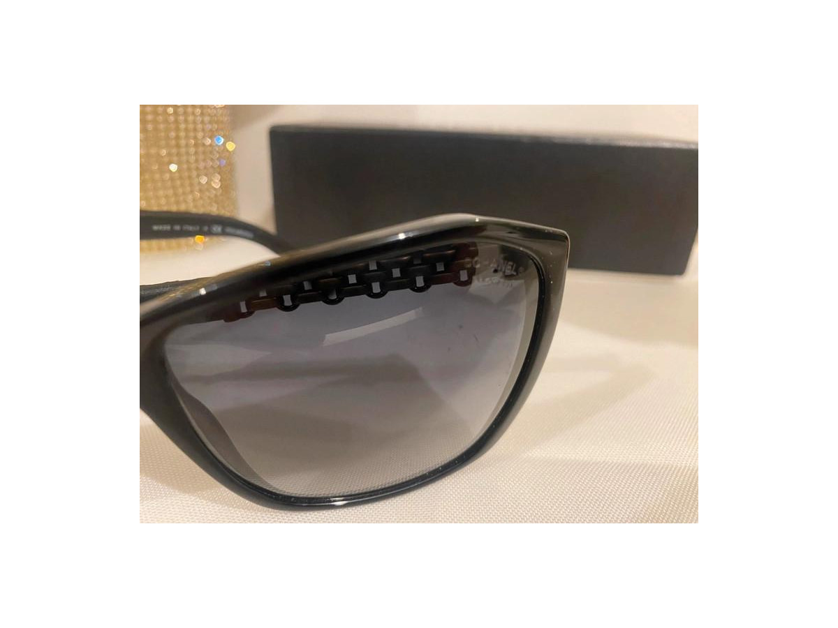 Chanel - CH5327-Q