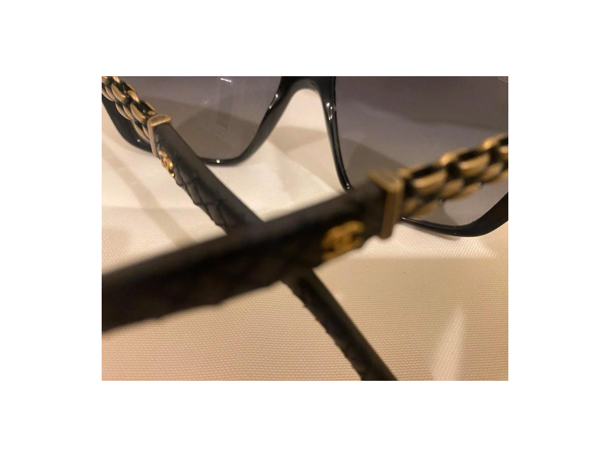 Chanel - CH5327-Q